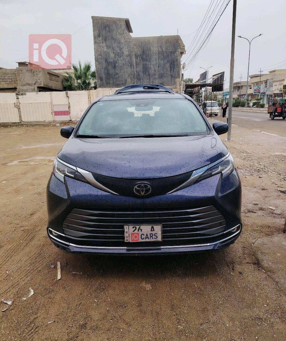 تويوتا سيينا